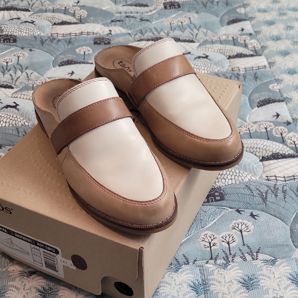 Taos Footwear Royal Mules Stone/Off White Multi
